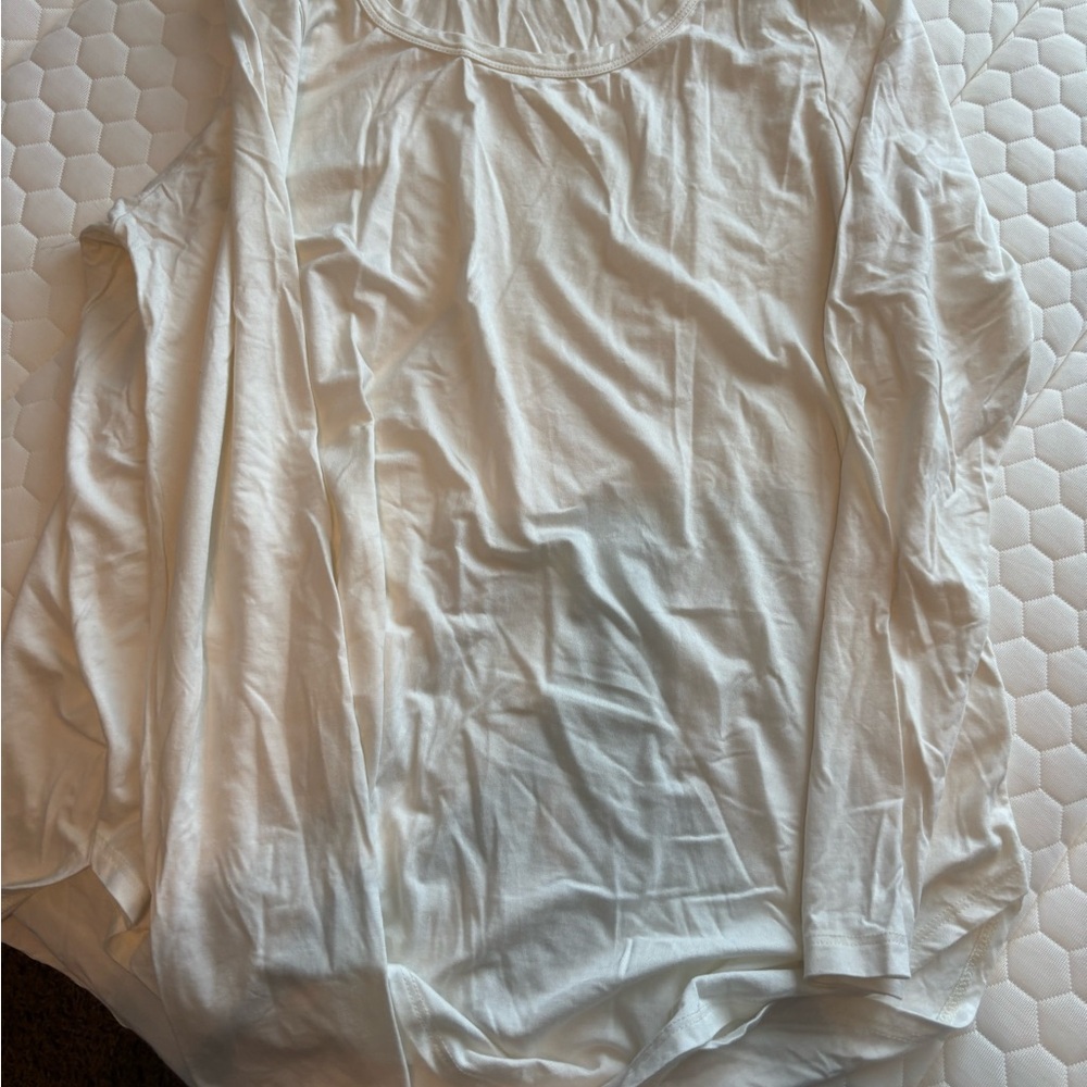 Payton Jensen Evereve White Sleeveless Top